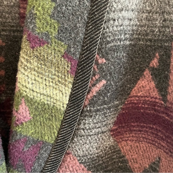 Vintage southwestern wool coat - Picture 4 of 9